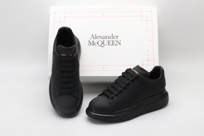 A*exander M*queen Sneaker