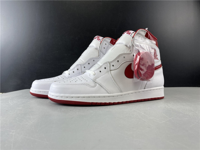 Air Jordan 1 Retro Metallic Red  555088-103