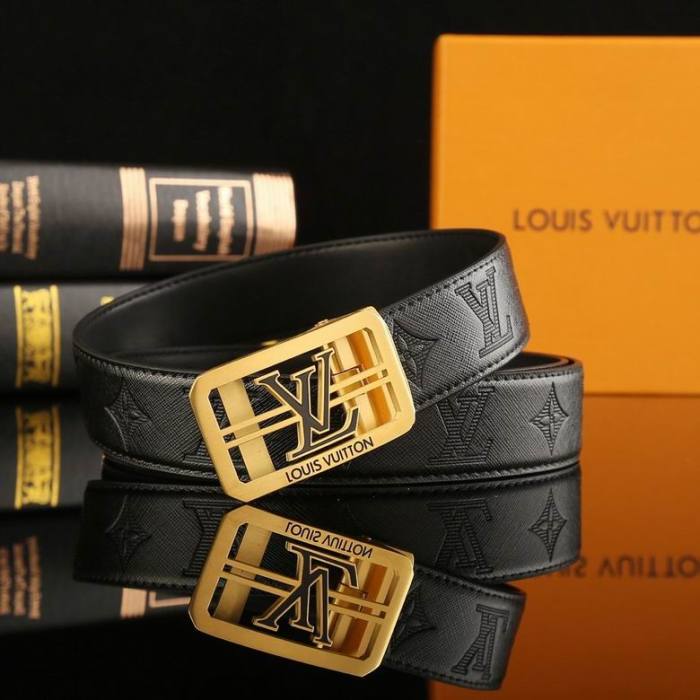 L*uis V*itton Belts Top Version