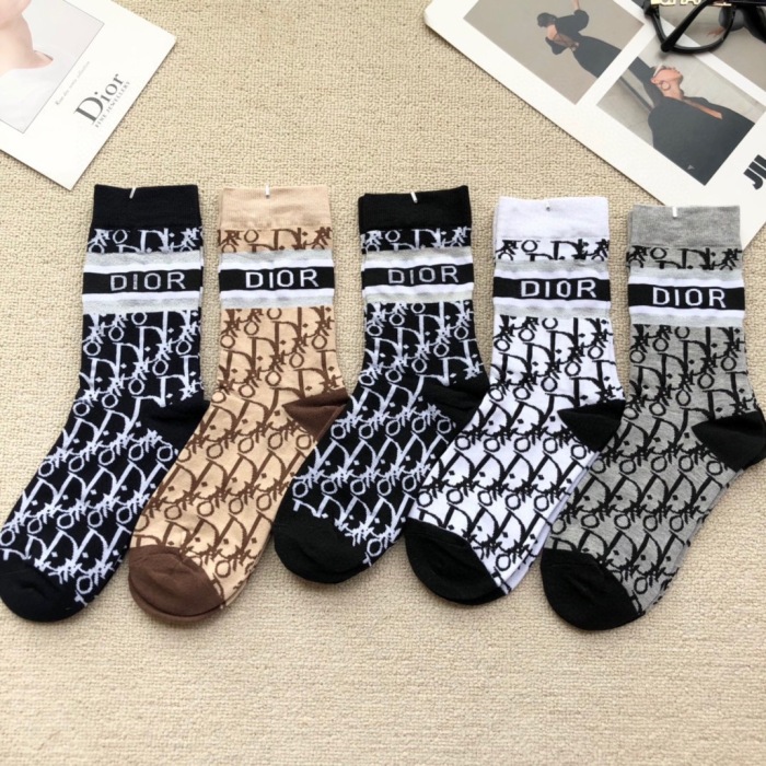 Socks 5 pairs