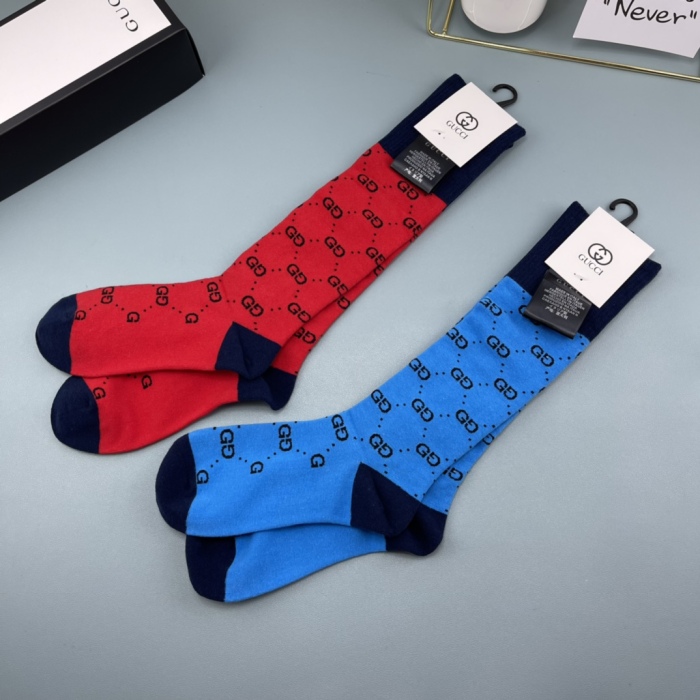 Socks 2pairs