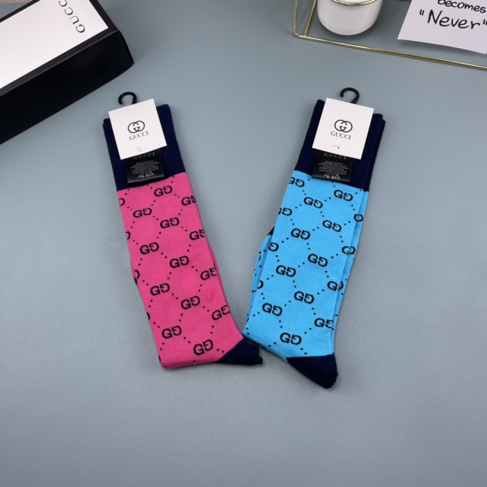 Socks 2pairs