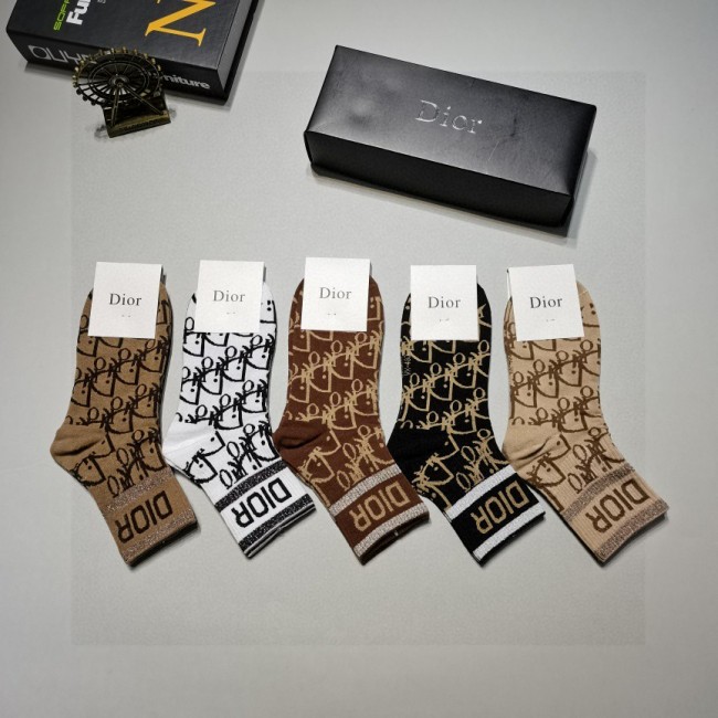 Socks 5 pairs