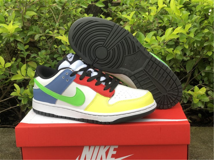 Nike SB Dunk Low Green Strike DD1503 106