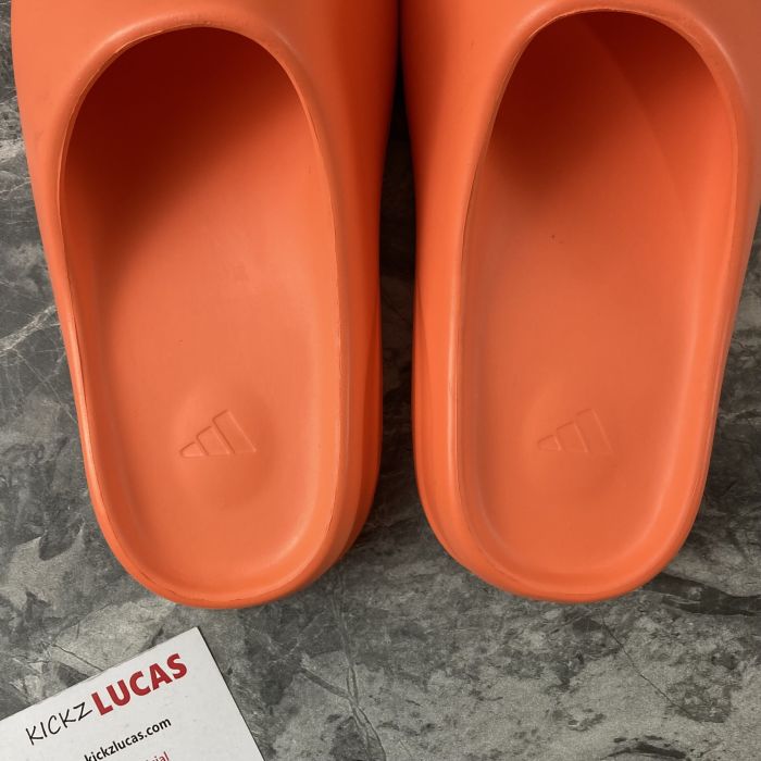 Yeezy Slide Enflame Orange  GZ0953