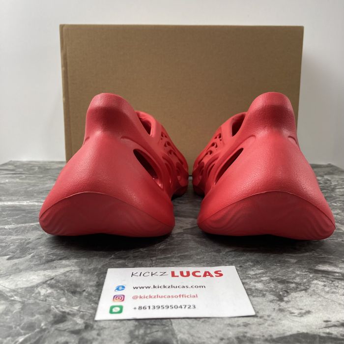 Yeezy Foam RNNR Vermillion GW3355