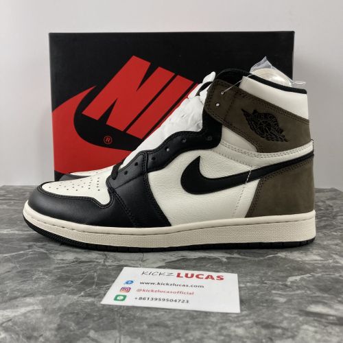 Air Jordan 1 Retro High Dark Mocha  555088-105