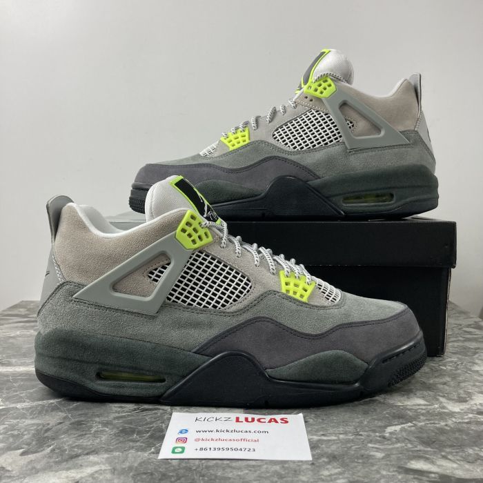 Air Jordan 4 Retro SE 95 Neon  CT5342-007