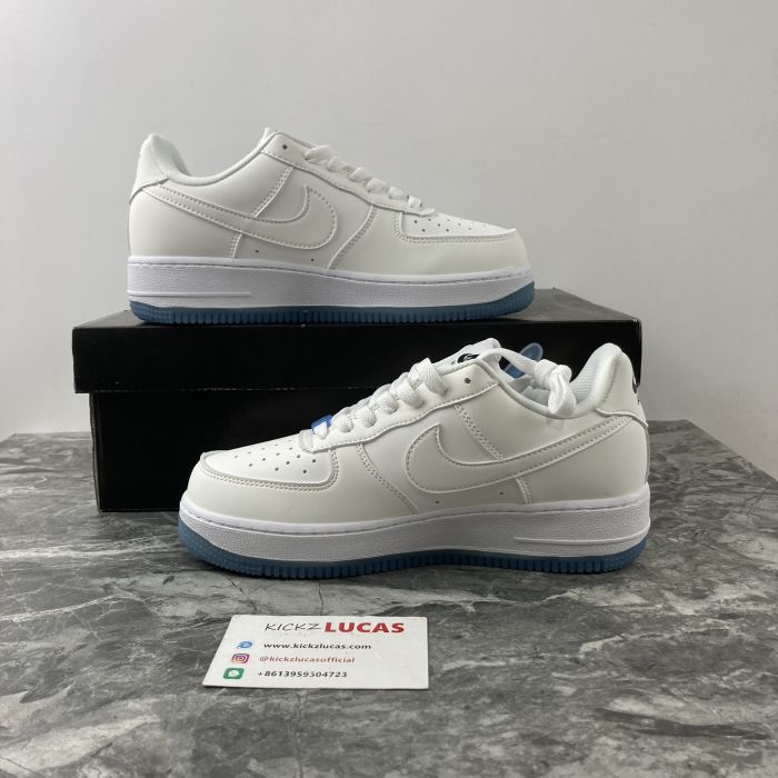 Air Force 1 Low LX UV Reactive  DA8301-100