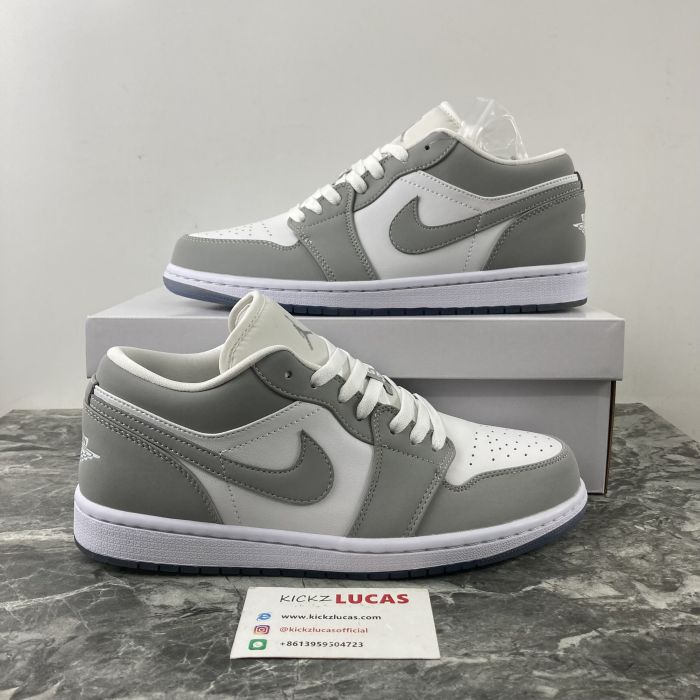 Air Jordan 1 Low Wolf Grey  DC0774-105