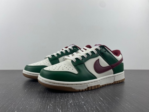 Dunk Low Gorge Green FB7160-161