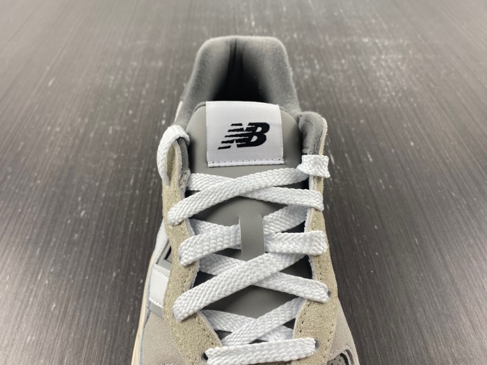 New Balance 57/40 Grey Day M5740TA