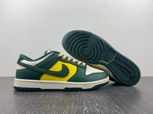 Dunk Low SE Noble Green FD0350-133