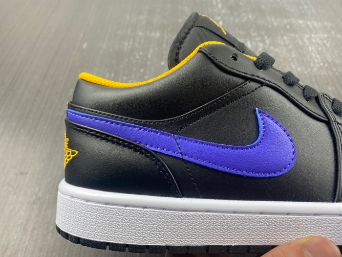 Air Jordan 1 Low Dark Concord 553558-075