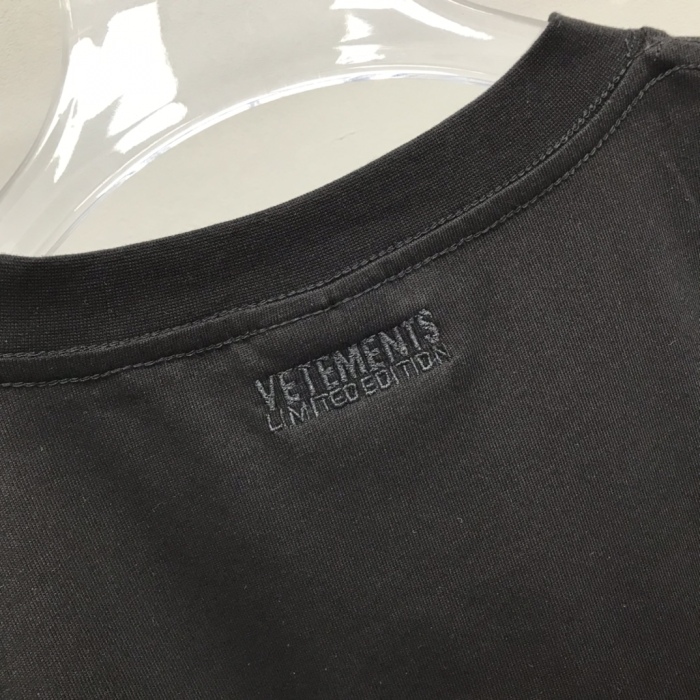 V*etements T-shirt Top Quality DSX 20230620-43