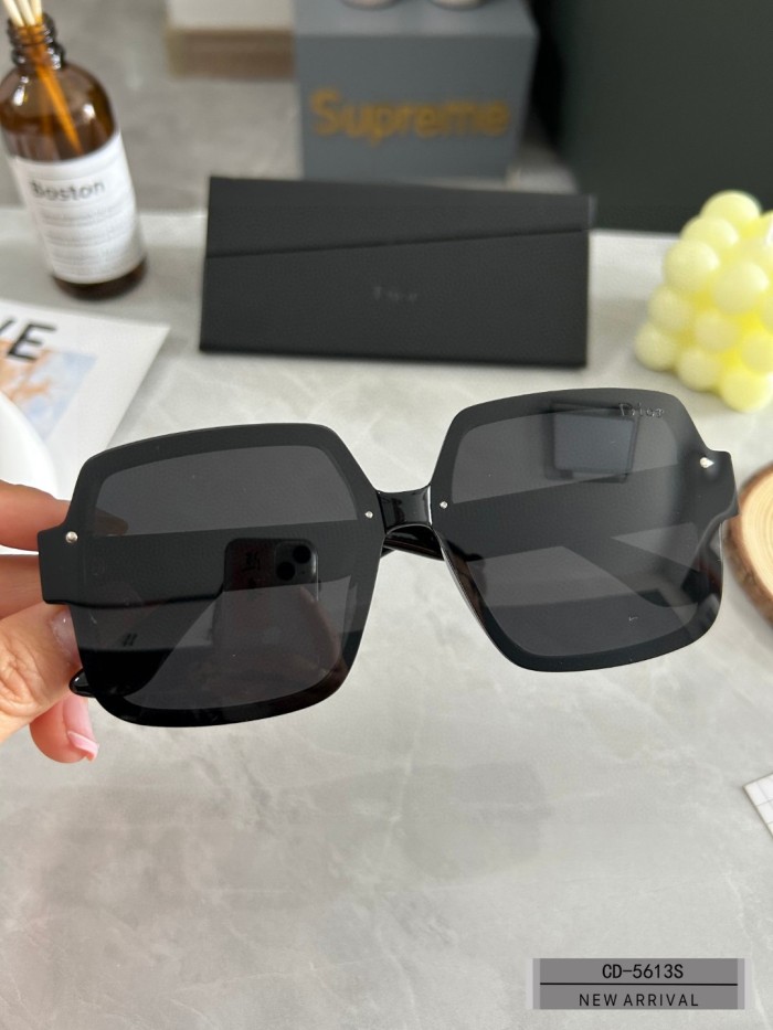 D*ior Glasses XX 20230702-15