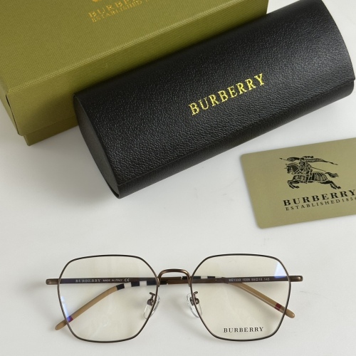 B*urberry Glasses XX 20230706-15