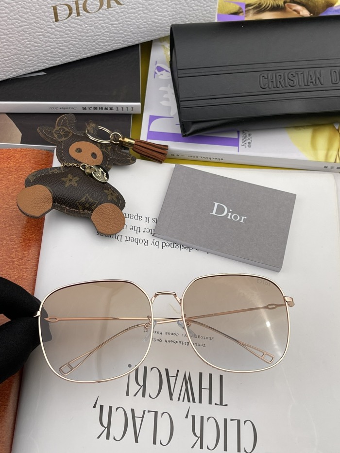 D*ior Glasses XX 20230707-32