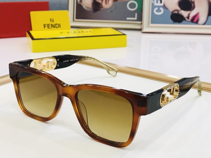 F*endi Glasses XX 20230714-10