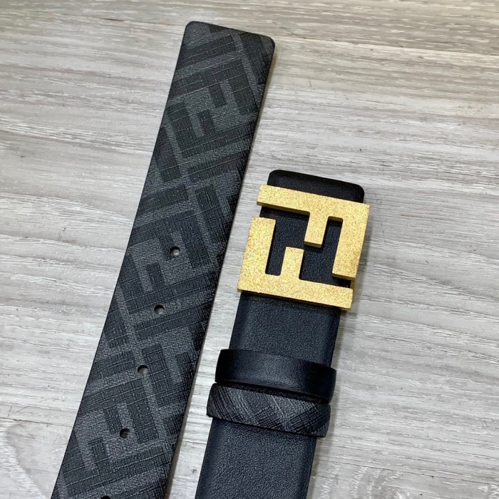 F*endi Top Belts  AT 20230905-13