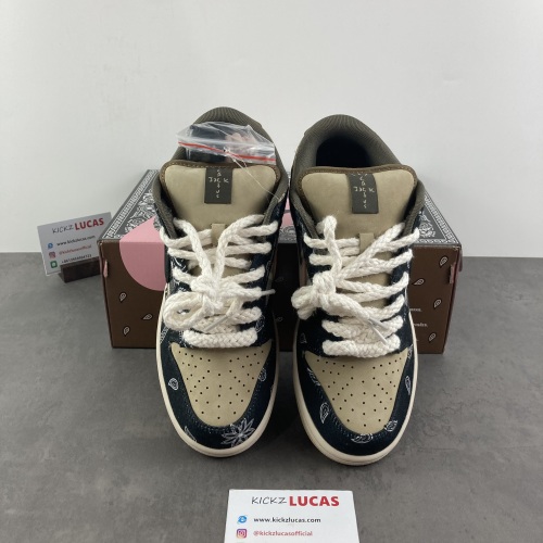 Travis Scott x Nike SB Dunk Low CT5053-001