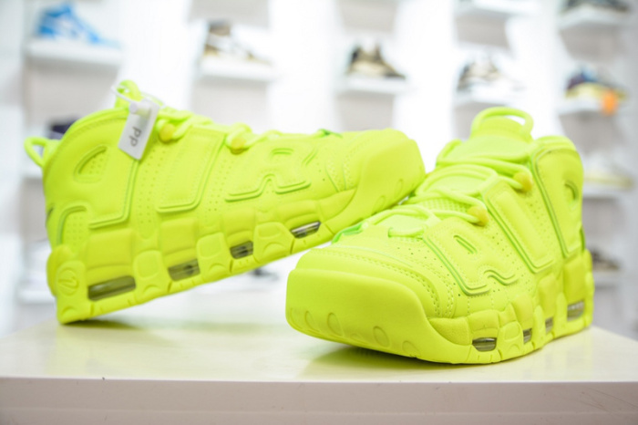 Air More Uptempo 96 Volt DX1790-700