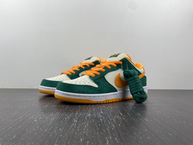 SB Dunk Low Legion Pine Kumquat 304292-383