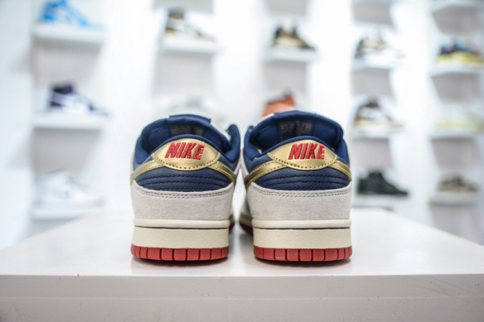 SB Dunk Low Old Spice 304292-272