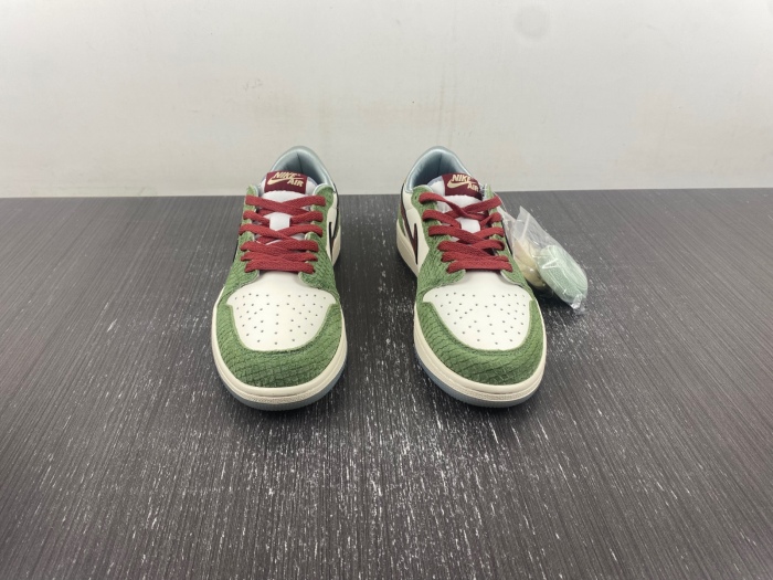 Air Jordan 1 Low OG Year of the Dragon