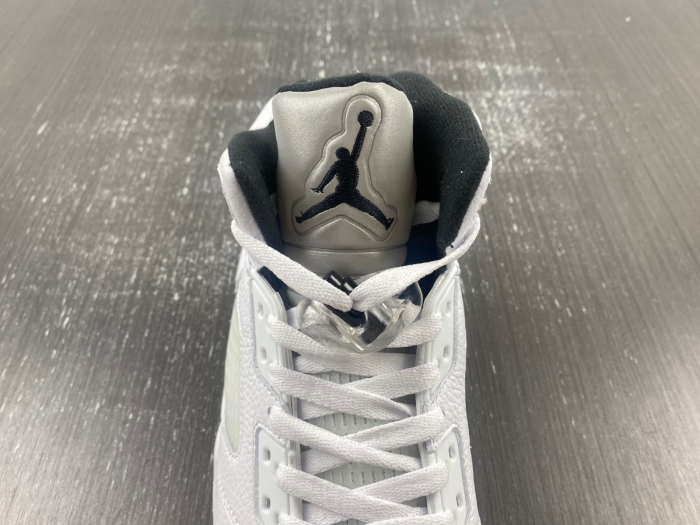 Air Jordan 5 Retro White Black DD0587-110