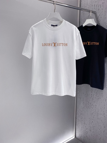 L*ouis V*uitton  T-shirt  Top Quality D17 20240417-39