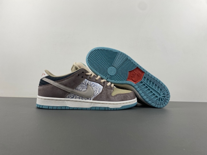 SB Dunk Low Big Money Savings  FZ3129-200