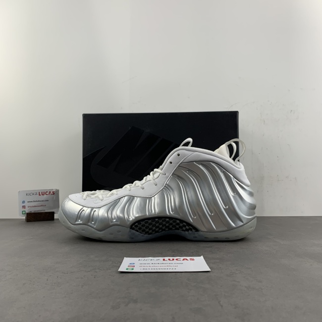 Air Foamposite One Chrome White  AA3963-100