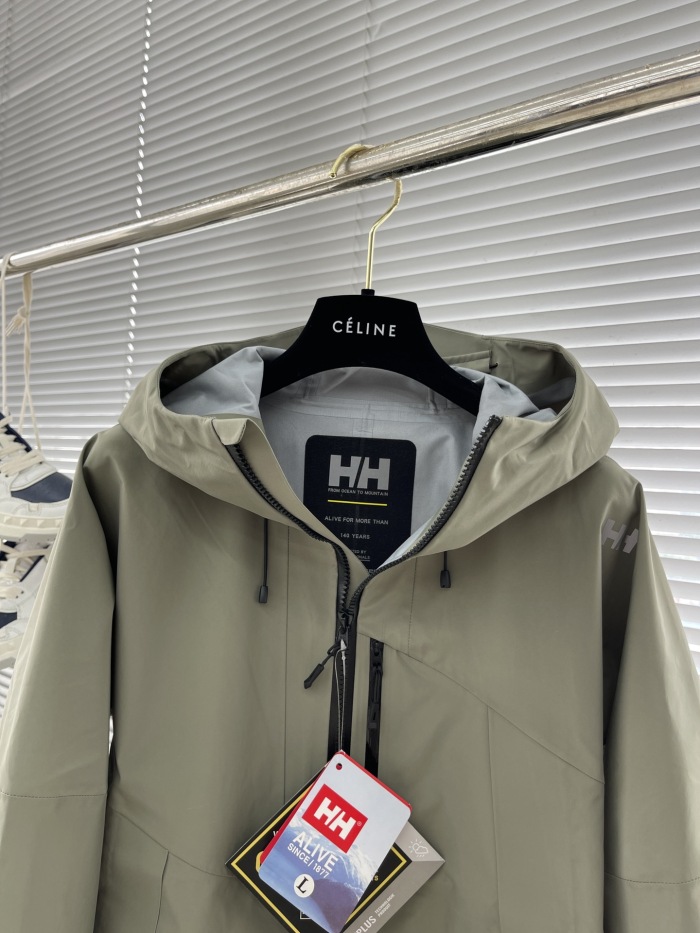 H*elly Hansen Coat D17 20240821-77