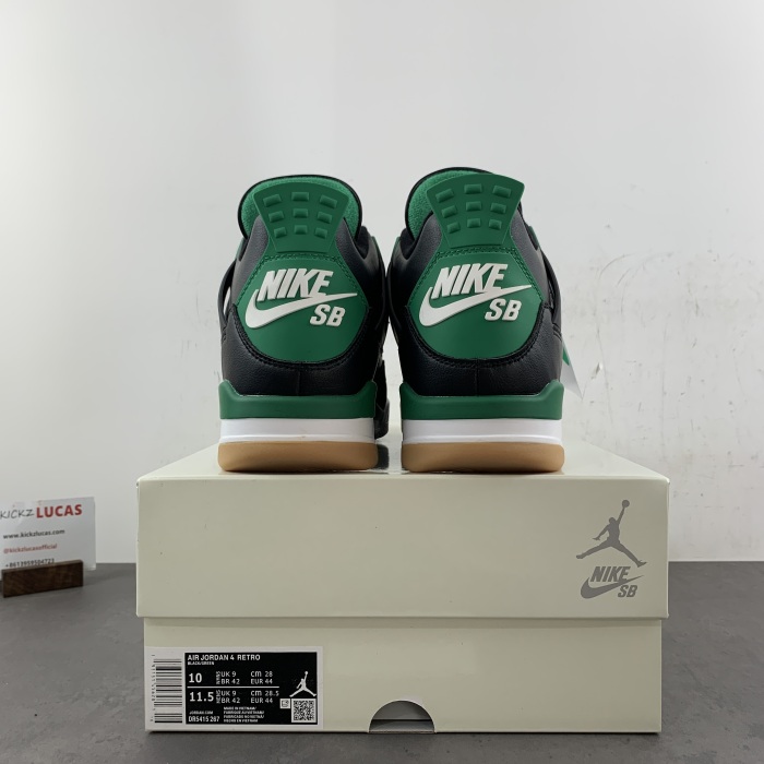 Air Jordan 4 Retro SB Black Green DR5415-267