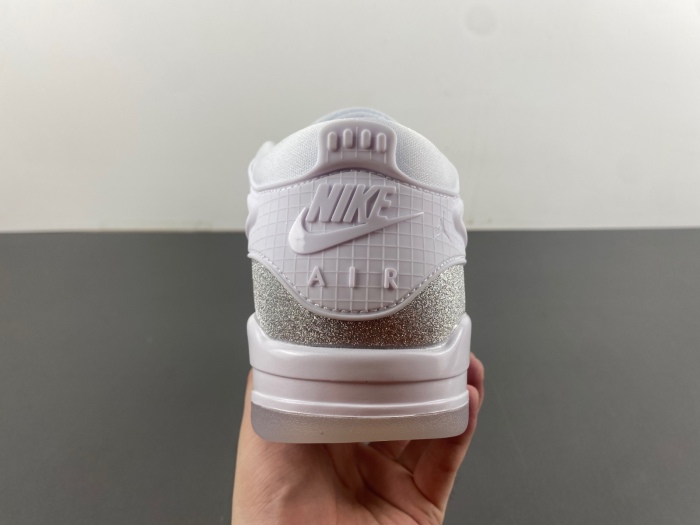 Air Jordan 4 RM White Sliver HQ3441-111