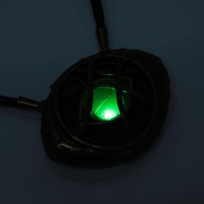 Doctor Strange Necklace Steve Eye Of Agamotto Necklace Eyes Led Light Cosplay Doctor Strange Prop