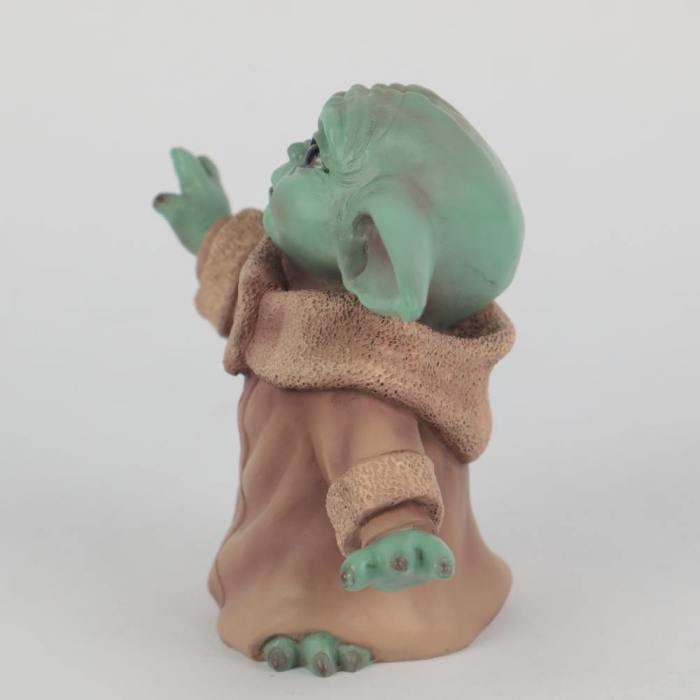 Star Wars The Mandalorian The Child Baby Yoda Action Figure Collection Toy Resin Star Wars Accessories Prop