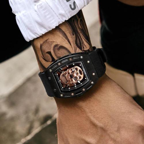 Luminous Pirate Skull Dial Quartz Watch