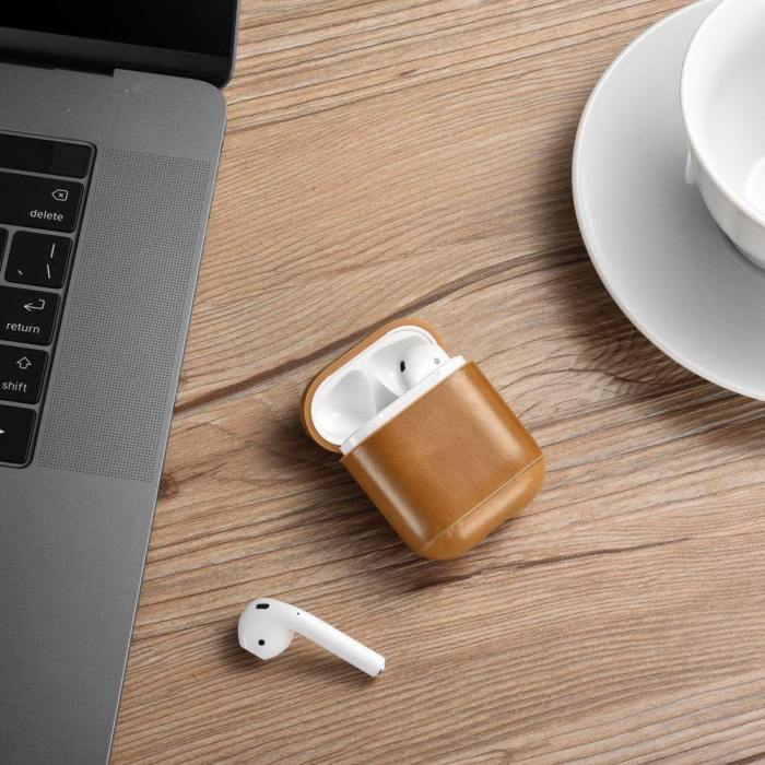 Luxury Handmade Apple Airpods Protective Case Cover With Bronze Keychain
