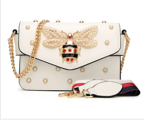 Bees Pearl Chain Portable Shoulder Diagonal Square Package