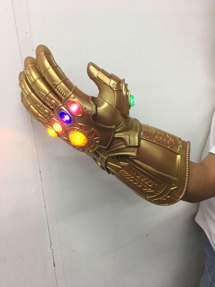 Avengers Infinity War Thanos Infinity Gauntlet  Led Gloves