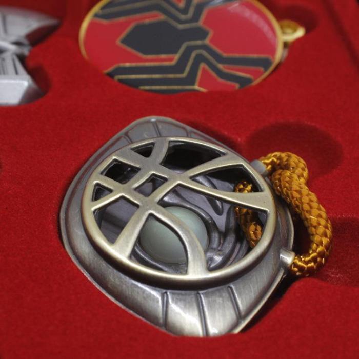 Avengers Infinity War Thanos Keychain Thor Ragnarok Axe Stormbreaker Keyring Vintage Key Chain Mjolnir Marvel With Beautiful Box