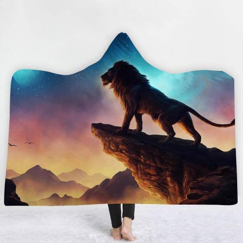 Limited Design: The Lion'S Pride Rock Hooded Blanket