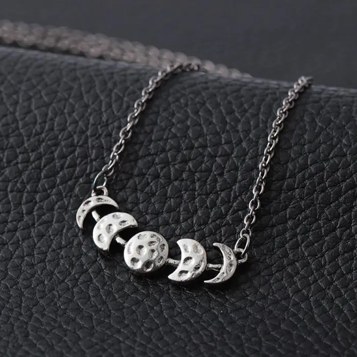 Vintage Moon Phase Pendant Necklace