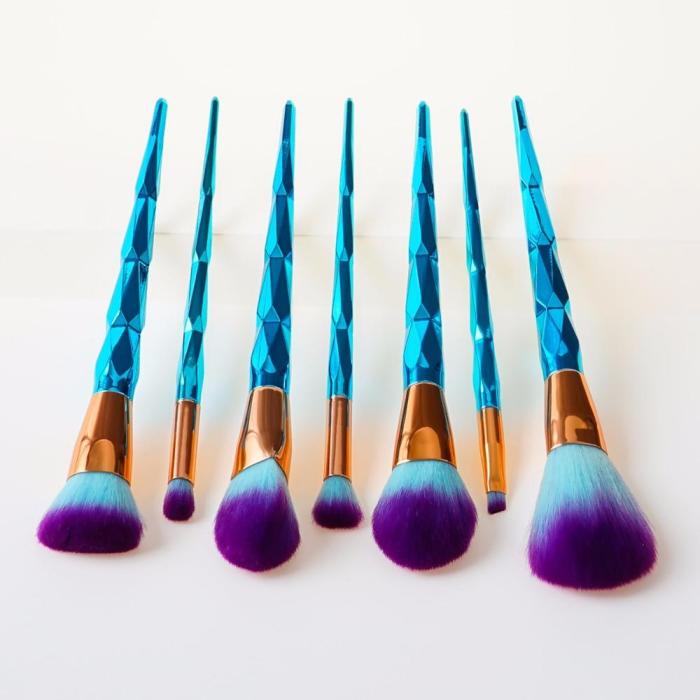 Blue Diamond Makeup Brush Set