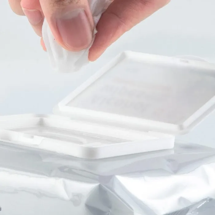 Disposable Antibacterial Wipes For Skin And Surfaces