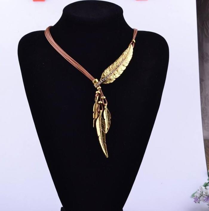 Bohemian Feather Necklace