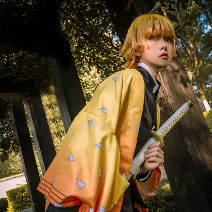 Demon Slayer: Kimetsu No Yaiba Agatsuma Zenitsu Cosplay Costume