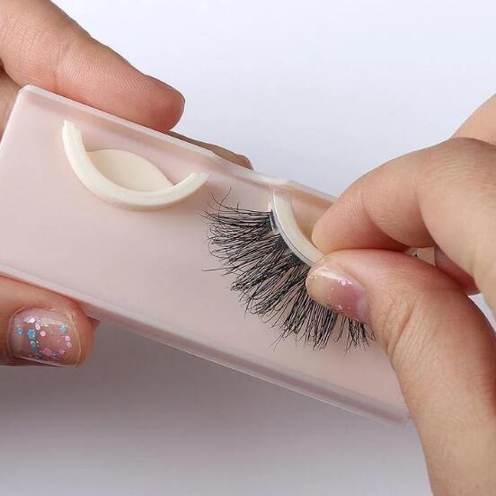 Reusable Self-Adhesive Eyelashes